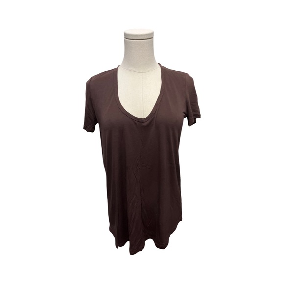 Wilfred free Aritzia brown v-neck tshirt- size XS - Picture 1 of 2